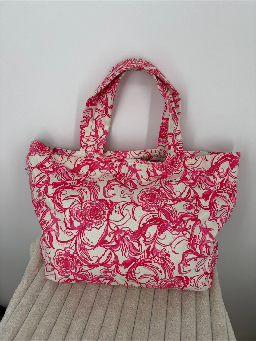 Palm Beach Tote KISS KISS for GOOP X LILLY PULITZER